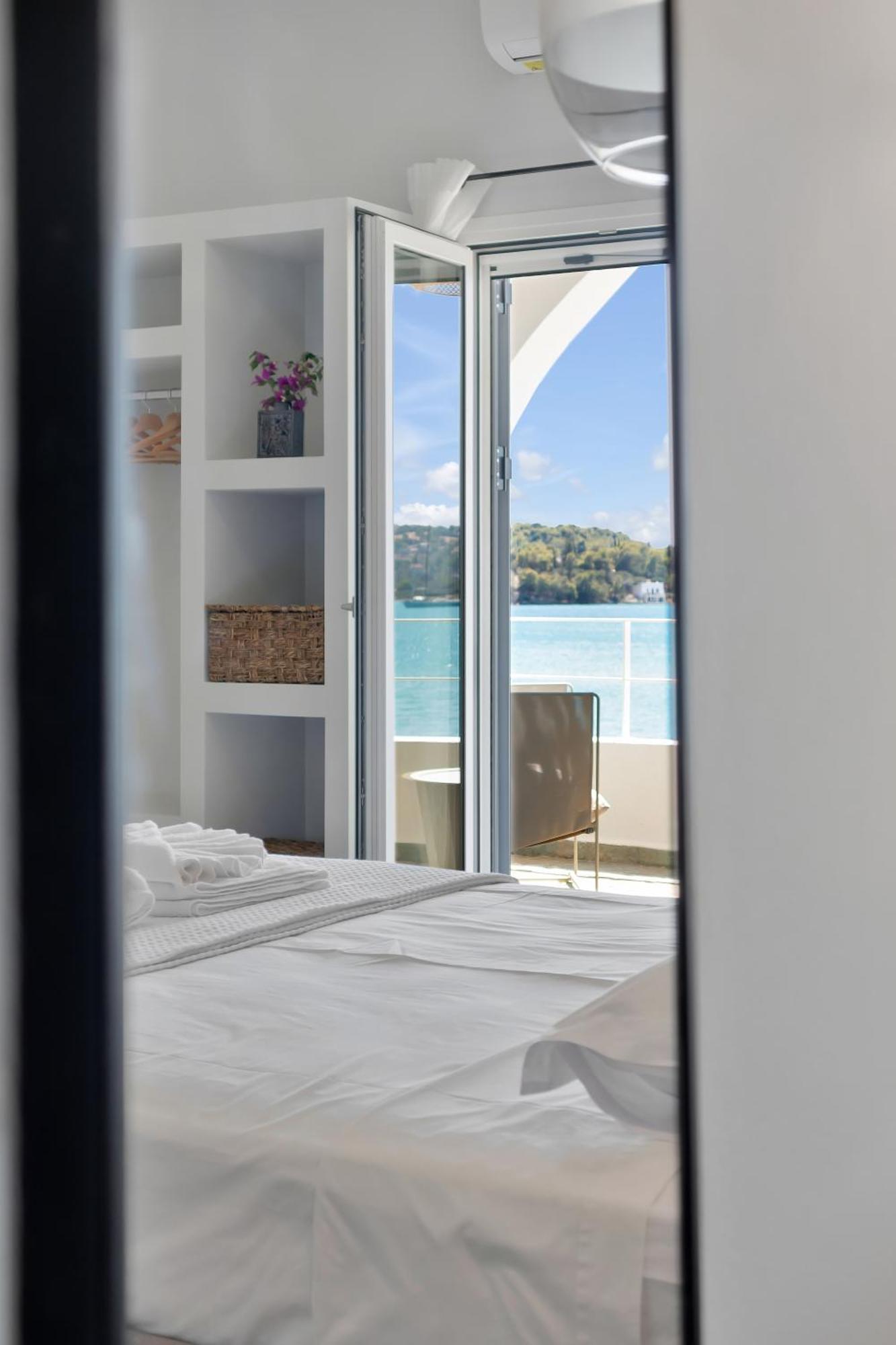 Kavouraki Apartment & Studio Porto Heli Ngoại thất bức ảnh