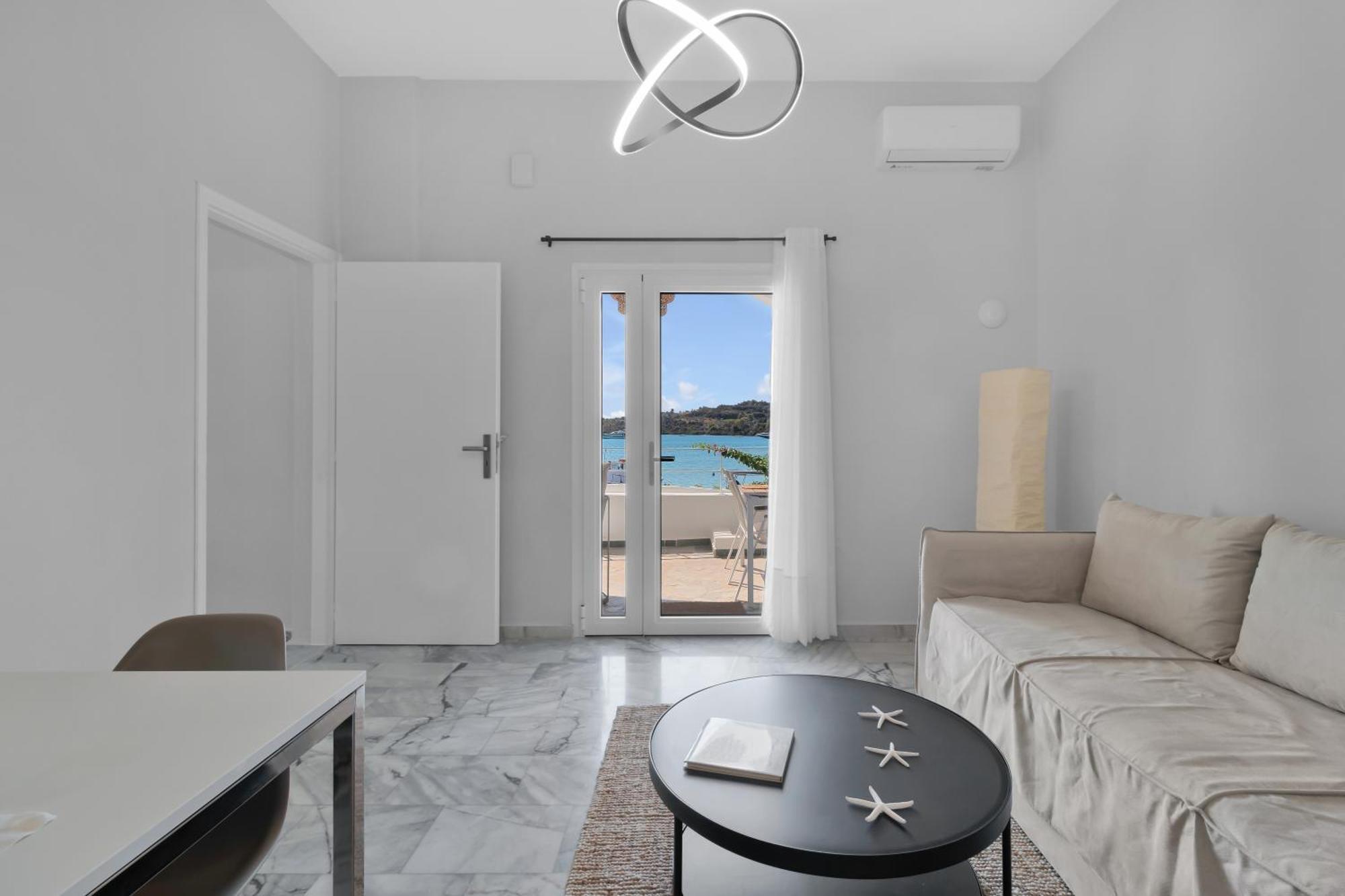 Kavouraki Apartment & Studio Porto Heli Ngoại thất bức ảnh